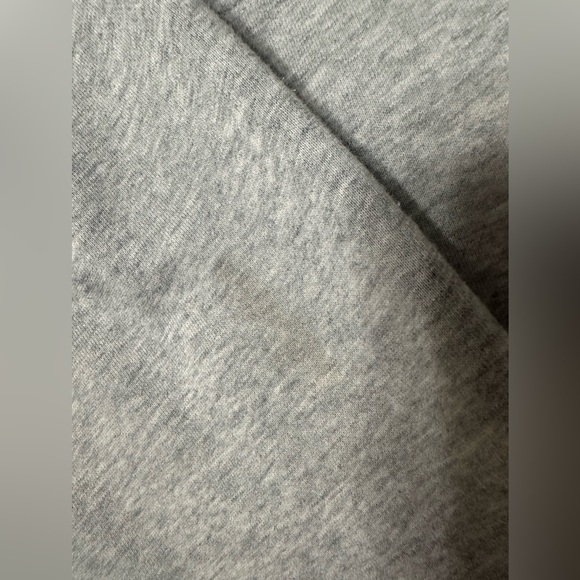 Women’s Under Armour Hooded Sweatshirt - Picture 2 of 3